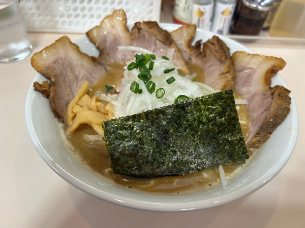 「濃厚煮干らーめん・チャーシュー」@麺処 大木の写真