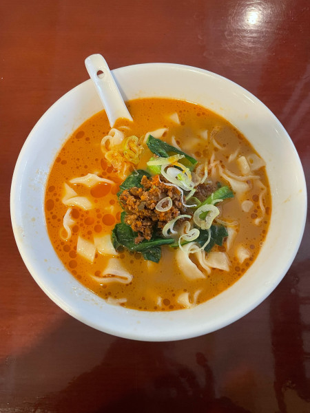 「担々刀削麺(800円)」@大連食府 神奈川新町店の写真