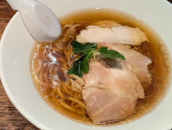 「丸鶏醤油」@らーめん餃子専門店 まんねん 心斎橋店の写真