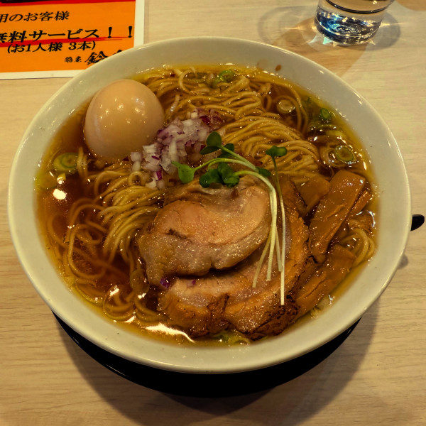 「中華そば＋味玉」@鶏屋 鈴尚の写真