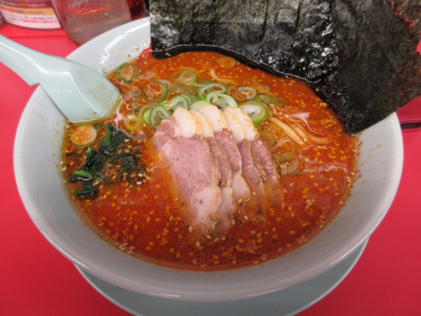 「辛味噌チャーシューメン（１１００円）」@ラーメン山岡家 阿見店の写真
