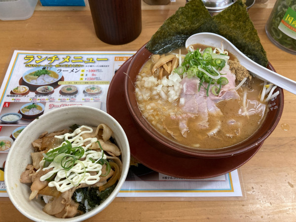 「魚介ラーメン」@ラーメン 横綱 松戸店の写真