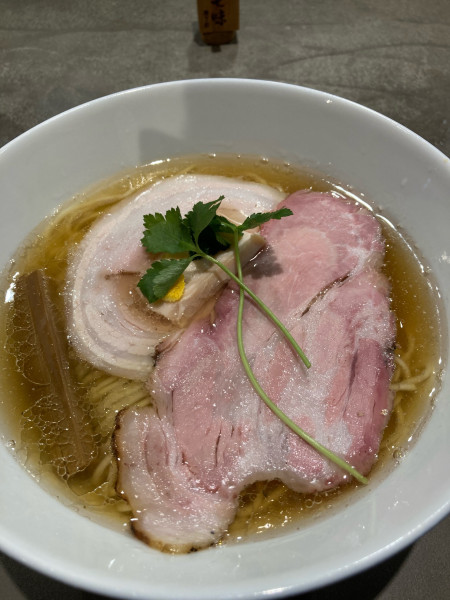 「白醤油らぁめん」@麺屋 しん道の写真