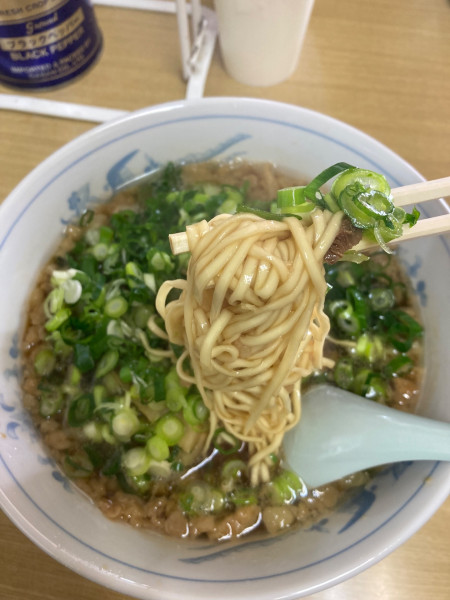 「ネギラーメン1,150背脂多め80 替玉80」@味億の写真