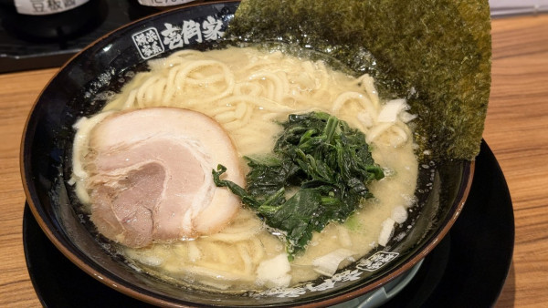 「塩ラーメン」@横浜家系ラーメン 壱角家 芝公園店の写真