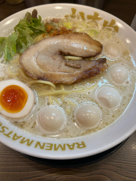 「極み鶏(大)＋うずら」@横浜家系らーめん 松壱家 横浜店の写真