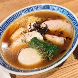 特製醤油らーめん