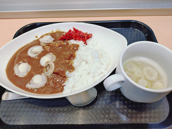 「ホタテカレー　８００円」@そば処 ブナの森の写真