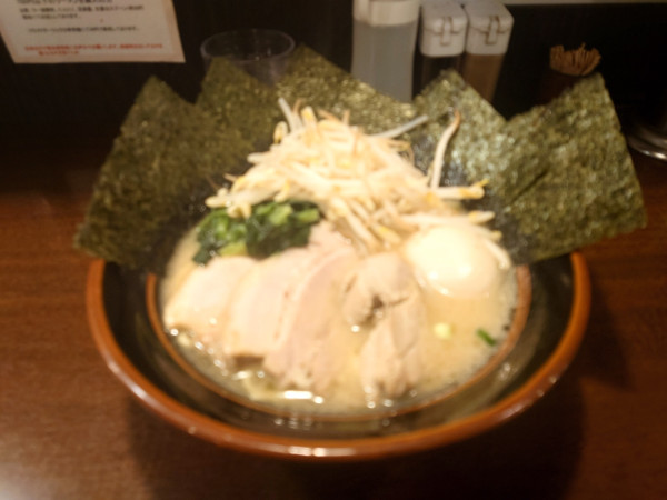 「蒲田スペシャル(￥1100)」@横濱家系 豚骨醤油ラーメン 蒲田 いっ家の写真