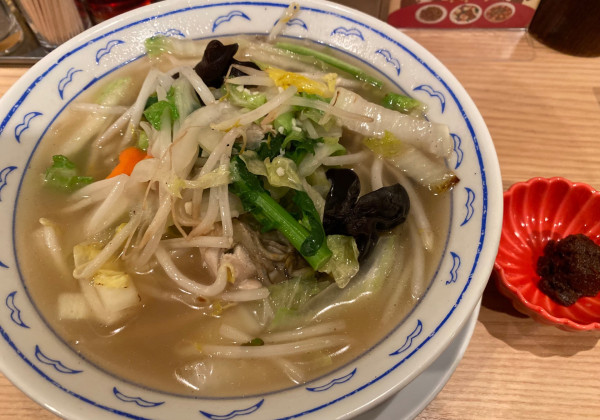 「【限定】からだ喜ぶミルキー牡蠣と冬のとろうま白菜たんめん」@横濱一品香 相鉄ジョイナス店の写真