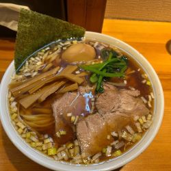 らぁめん(小平麺)大盛り1100円