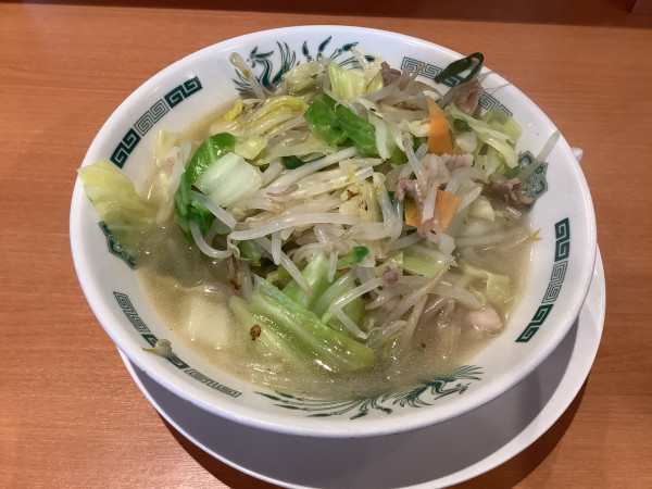 「野菜たっぷりタンメン（麺少な目）590円」@日高屋 小田原飯泉店の写真