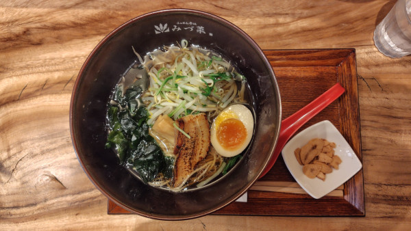 「特製醤油らぁめん」@らぁめん 赤坂 みづ菜の写真