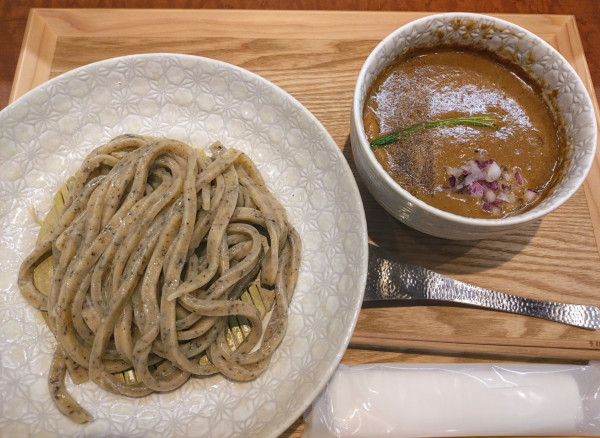 「つけ麺（並盛）￥1300」@手打式特級多加水 御影麺 鏑矢の写真
