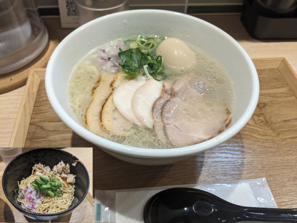「特製貝出汁中華蕎麦（塩）+和え麺」@貝麺 あおみの写真