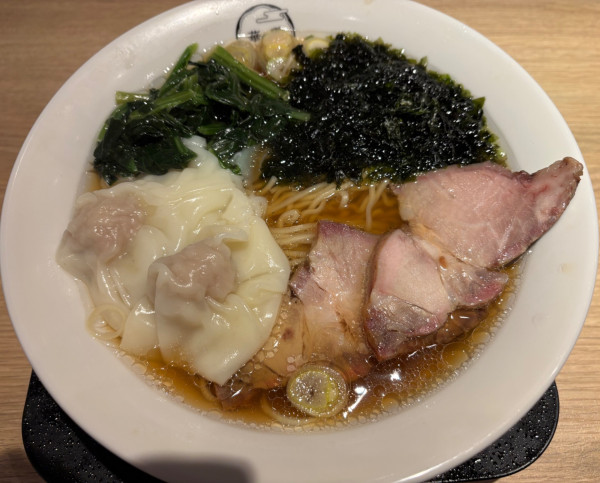 「MIXワンタンラーメン」@華の雲 by 八雲の写真