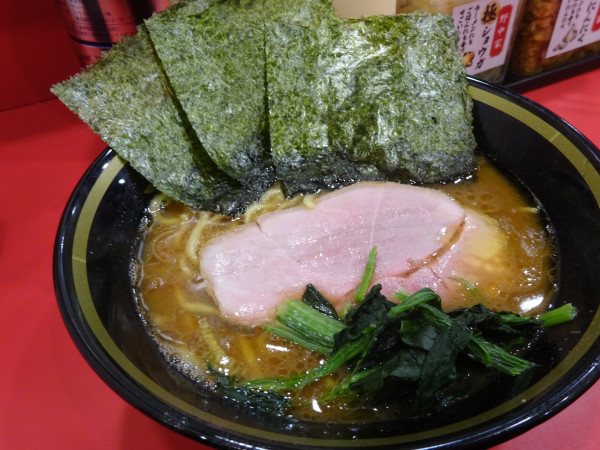 「ラーメン　900円」@横濱家系ラーメン 六代目野中家の写真