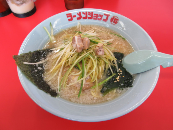 「ネギラーメン（８５０円）」@ラーメンショップ〇化 佐原51号店の写真