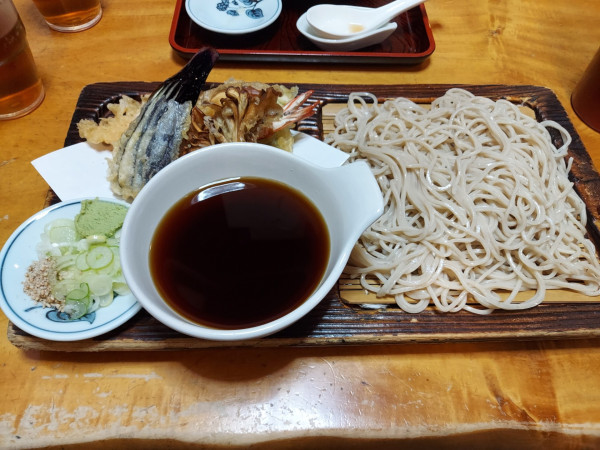 「天もりそば 1100円」@巴屋の写真