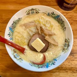 味噌カレー牛乳ラーメン 990円