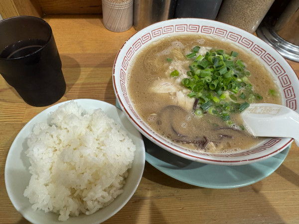 「ラーメン」@しぇからしか 梅田店の写真