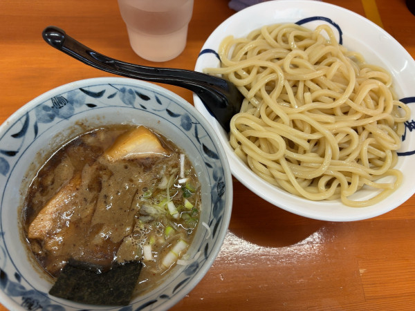 「つけ麺　300g1000円」@自家製麺 福は内の写真
