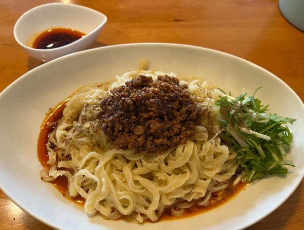 「汁なし担々麺 （大盛）＋辛さ増し」@らーめん専門 うしおととりの写真