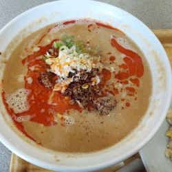 担々麵と半チャーハンセット 850円