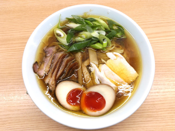 「味玉 鶏中華そば　1030円」@笠岡らーめん TAKETONBOの写真