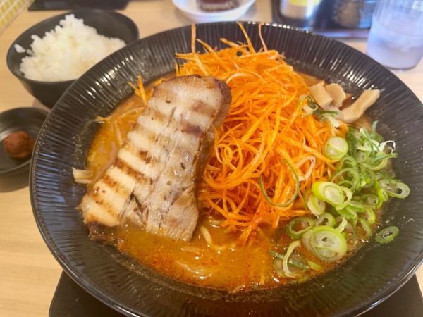 「辛ネギ味噌らーめん 大盛」@味噌屋蔵之介 東松山店の写真