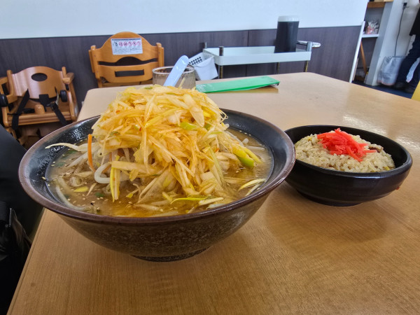 「ねぎみそ　ミニチャーハン」@くるまやラーメン 館山北条店の写真