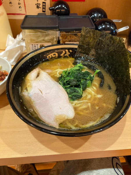 「ラーメン」@横濱家系ラーメン 四代目 野中家の写真