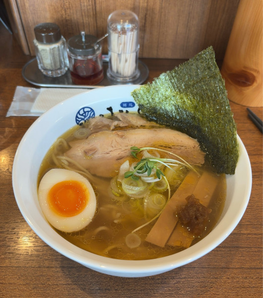 「魚”貝”鶏塩上」@ラーメンはなふさの写真