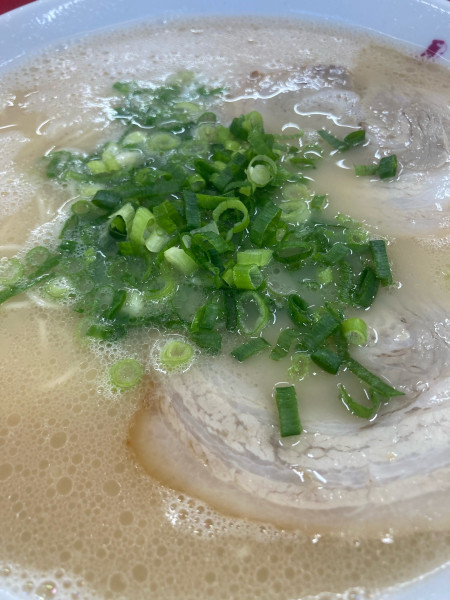「ラーメン大盛950円」@長浜ラーメン 別府店の写真