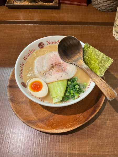 「ラーメン」@Noodle Works -BALI- 藤沢店の写真