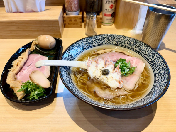 「特製ずわい蟹中華そば」@地鶏と蟹 中華そば 榊の写真