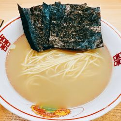 飯田商店 湯河原本店 - 湯河原 | ラーメンデータベース