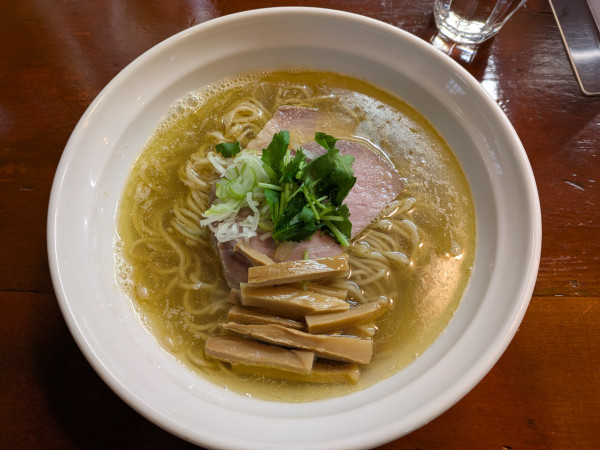 「芳の塩そば＋まぜ玉」@拉麺 芳の写真