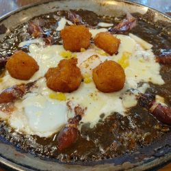 いか尽くし!!イカスミの焼きカレー