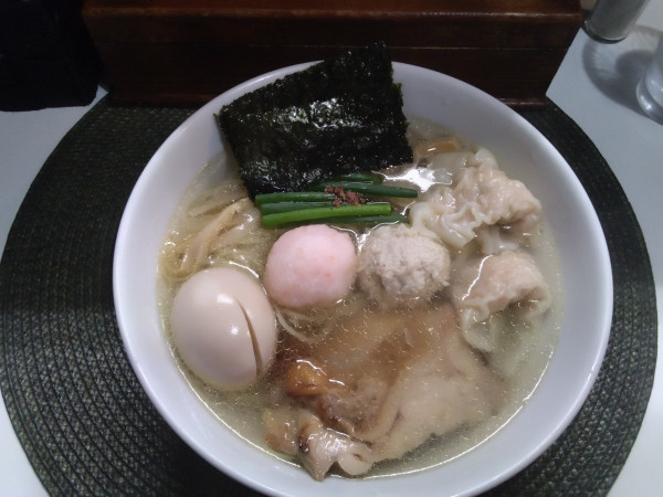 「特製塩らぁ麺 1550円」@麺や金時の写真