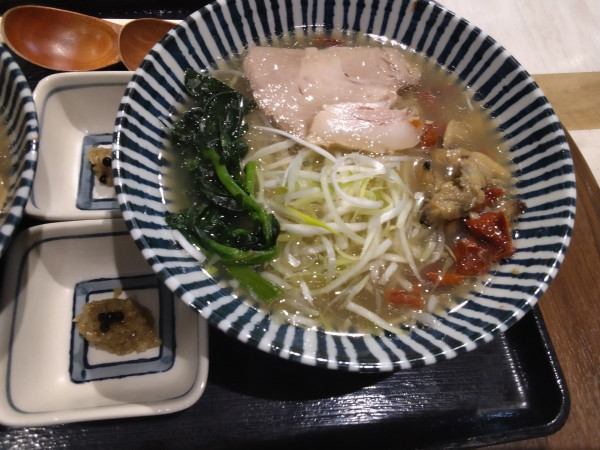 「期間限定 『浅利の塩胡椒そば』 (税込1100円)」@井の庄 光が丘店の写真