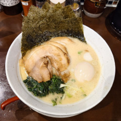 横浜家系ラーメン坂戸家 霞ヶ関店の画像
