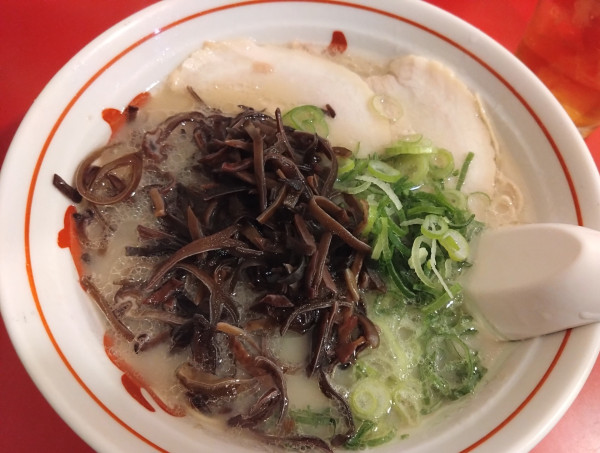 「長浜ラーメン」@博多長浜屋台やまちゃん 銀座店の写真