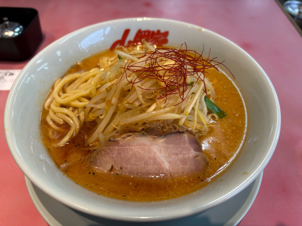 「【期間限定】特製もやし味噌ラーメン940円」@ラーメン山岡家 水戸城南店の写真