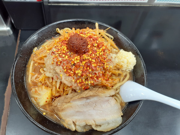 「ぎ郎300g、レッドスネーク」@らーめん ぎょうてん屋 町田店の写真