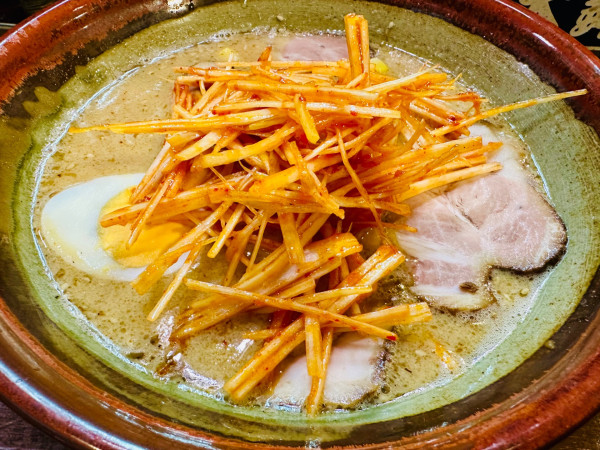 「すりばち辛口ネギチャーシューめん【1300円】」@すりばちらーめん 大鉢亭の写真