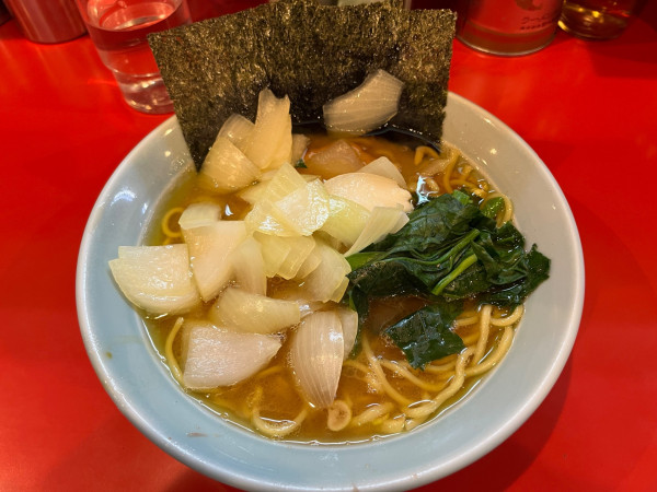 「並盛ラーメン、玉葱」@横浜家系ラーメン 黄金家の写真