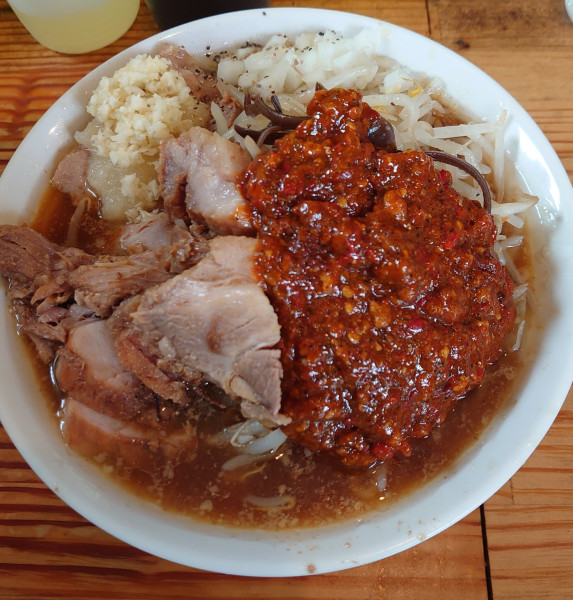 「ぶた入りオロチョンラーメン750円」@にかいやの写真