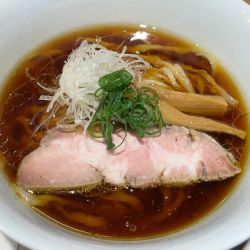 醤油らーめん