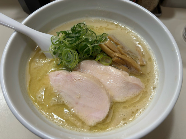 「鶏白湯らーめん」@らーめん れんげの写真